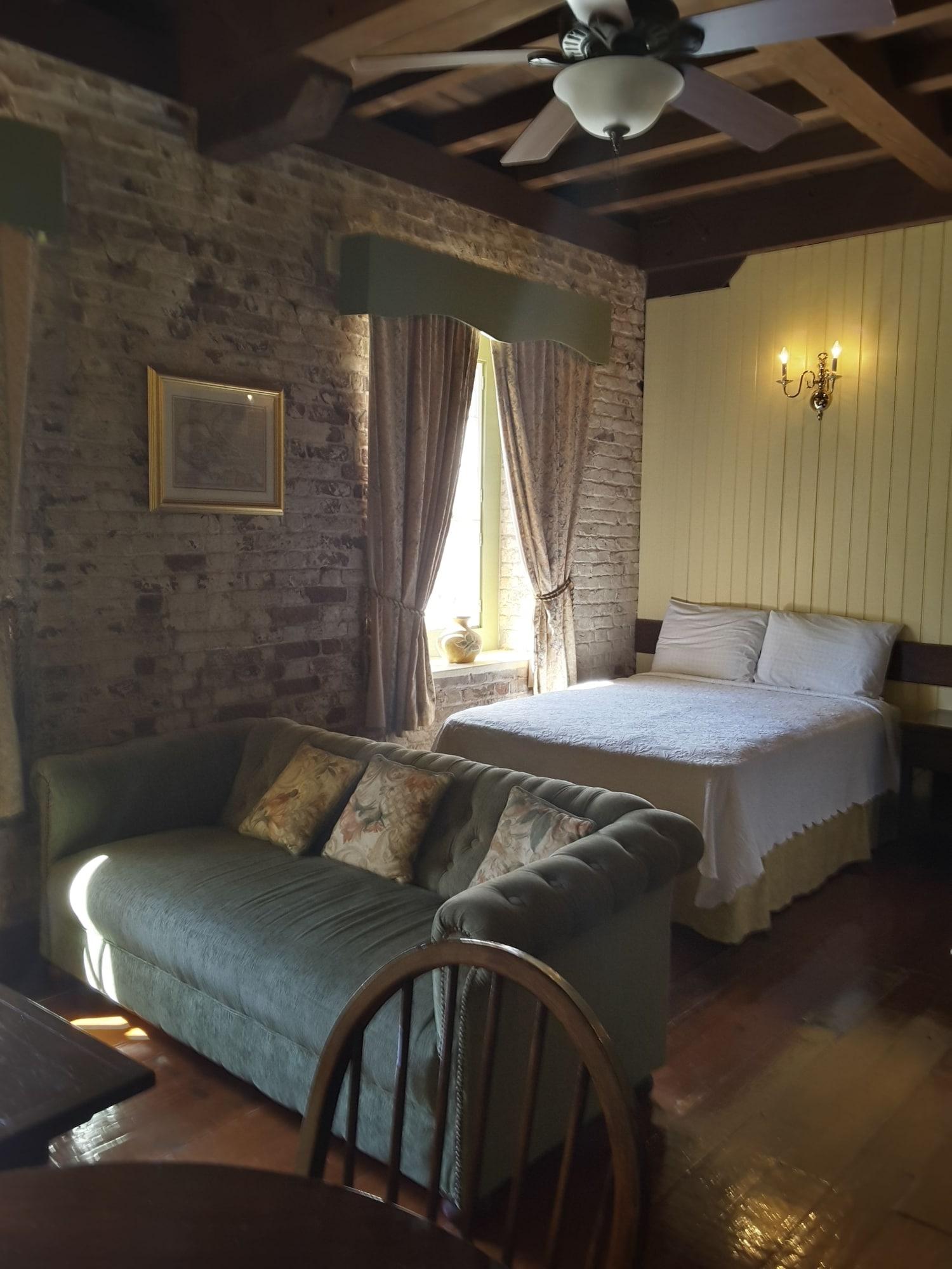 Copper And Lumber Store Hotel English Harbour Buitenkant foto