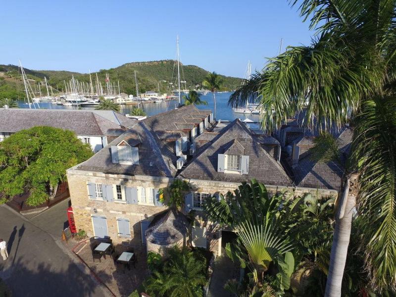 Copper And Lumber Store Hotel English Harbour Buitenkant foto
